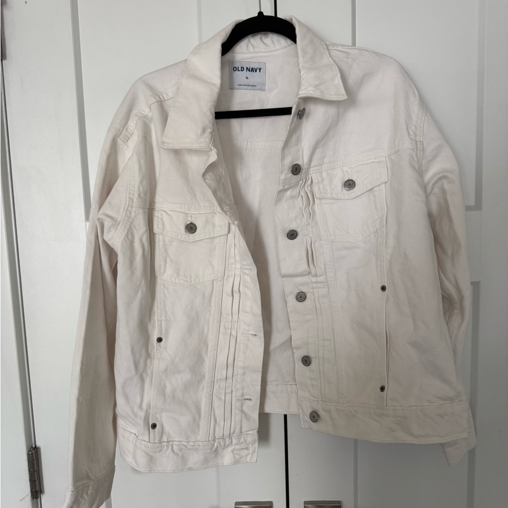 Old Navy Women’s Cream Jacket